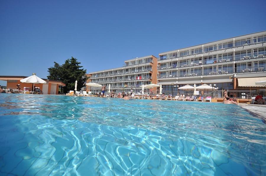 Arena Hotel Holiday Medulin Luaran gambar