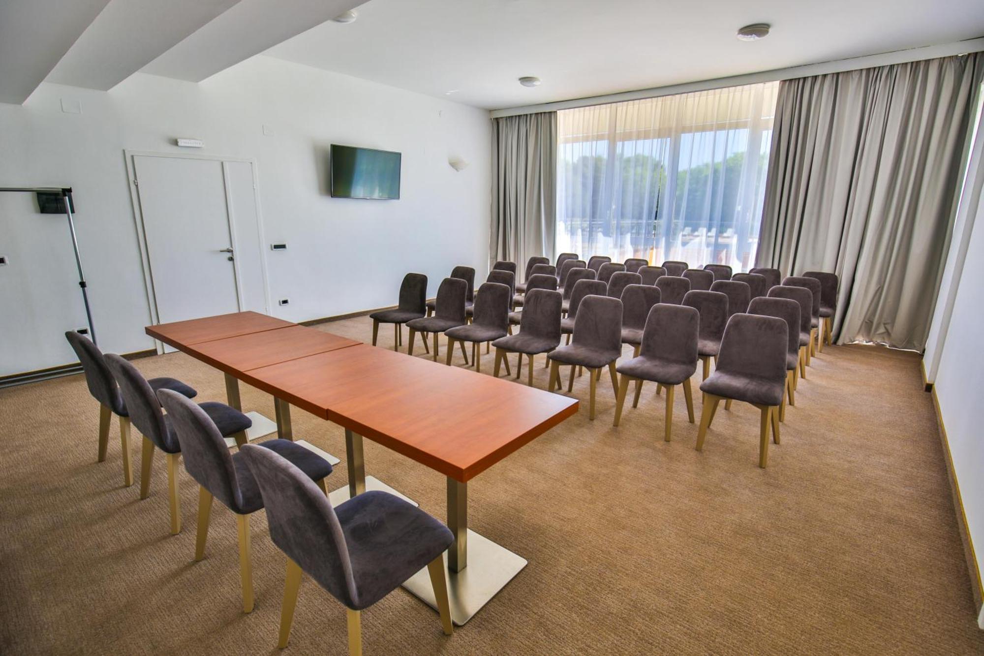 Arena Hotel Holiday Medulin Luaran gambar