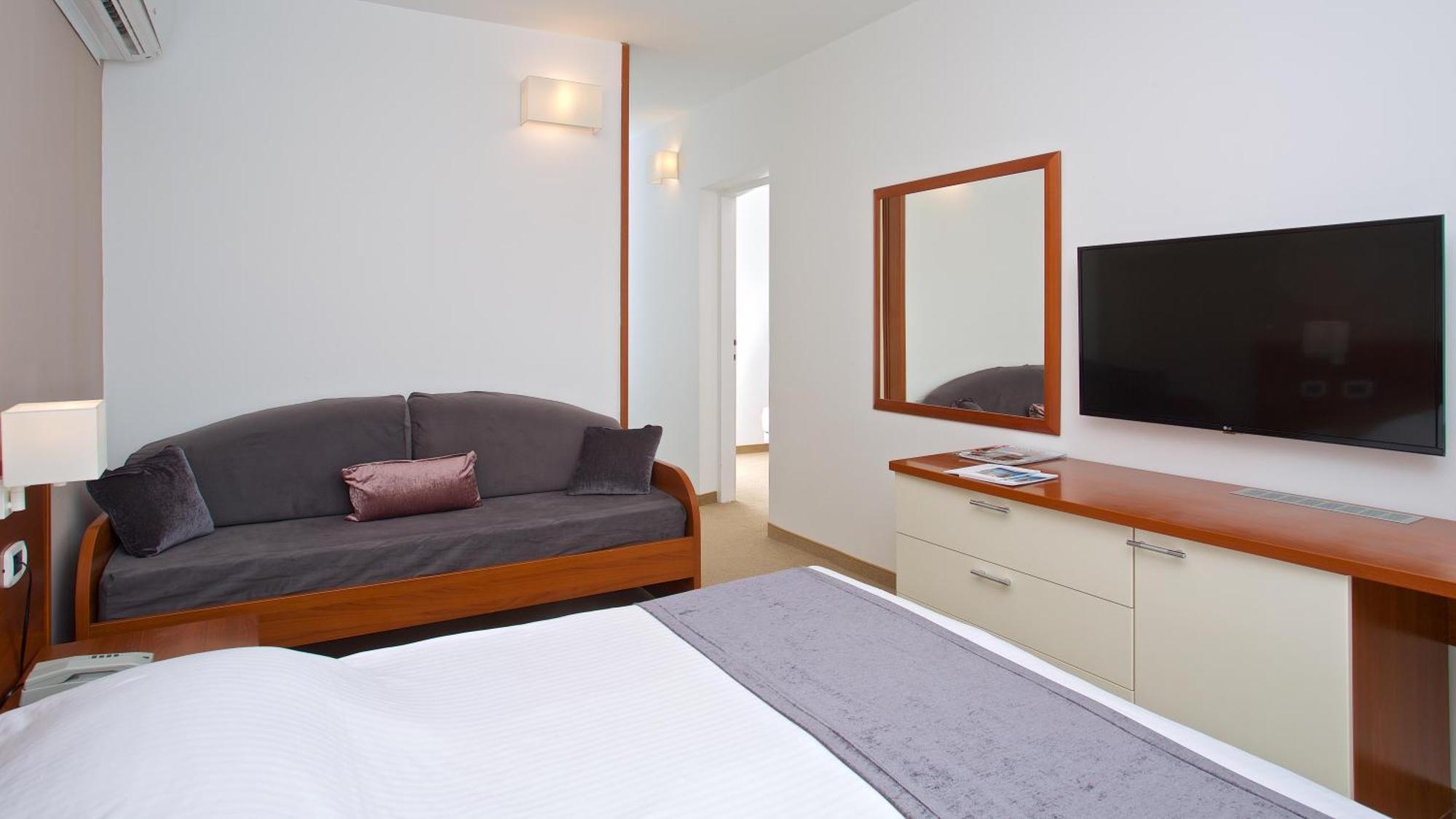 Arena Hotel Holiday Medulin Luaran gambar