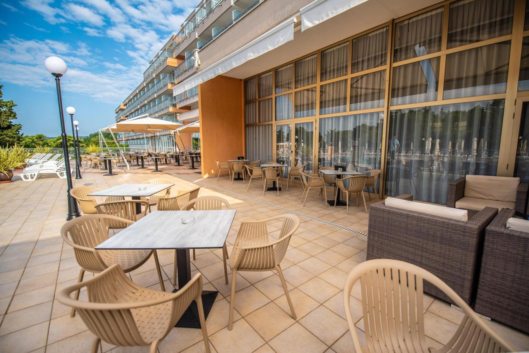 Arena Hotel Holiday Medulin Luaran gambar
