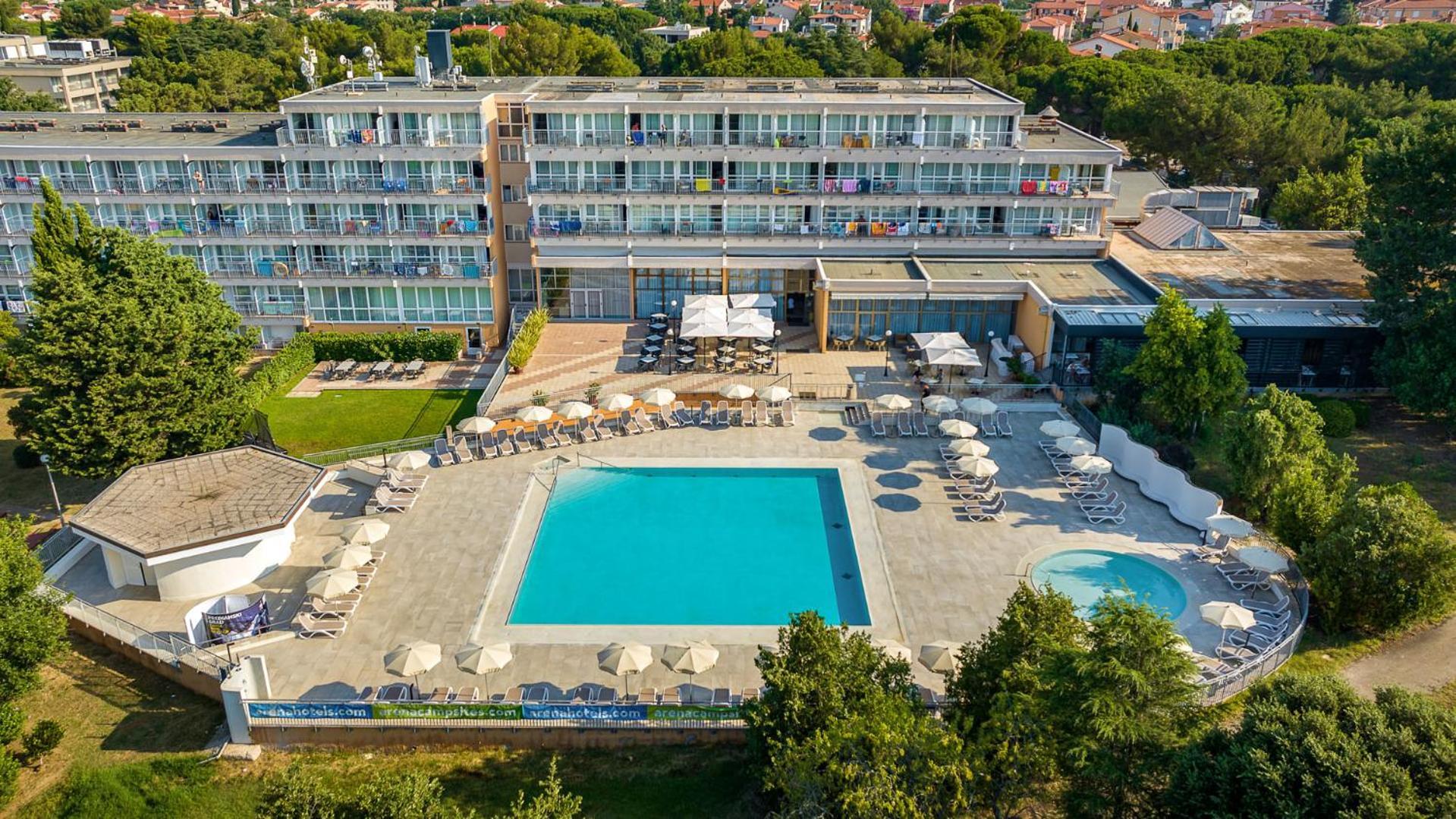 Arena Hotel Holiday Medulin Luaran gambar
